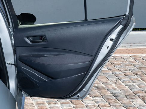 Used 2025 Toyota Corolla LE image 13