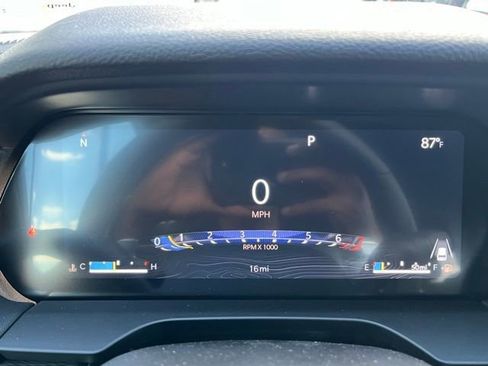 New 2025 Jeep Grand Cherokee Laredo X w/ Luxury Tech Group I image 12