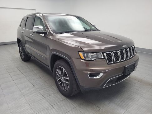 Used 2018 Jeep Grand Cherokee Limited AWD/4WD image 13