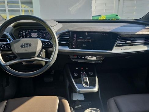 Used 2023 Audi Q4 e-tron Premium w/ Convenience Package RWD image 3