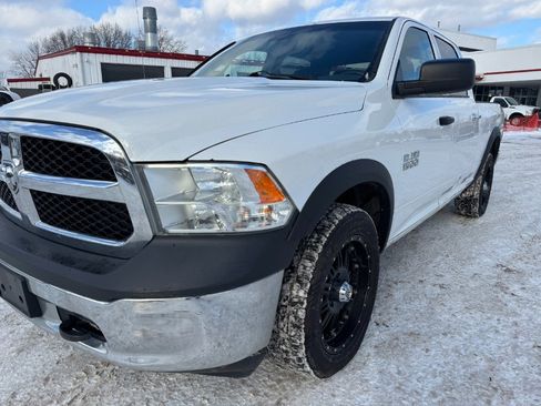 Used 2015 RAM 1500 ST w/ SXT Appearance Group image 9