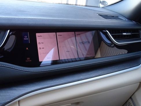 New 2024 Jeep Grand Cherokee Limited 4xe image 38