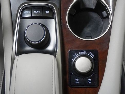 Used 2018 Lexus RX 350 AWD w/ Premium Package image 33