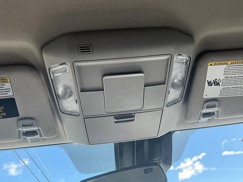 Used 2018 Toyota Tundra SR5 w/ SR5 Upgrade Package AWD/4WD image 25