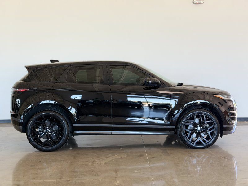 Used 2020 Land Rover Range Rover Evoque R-Dynamic SE AWD/4WD image 8