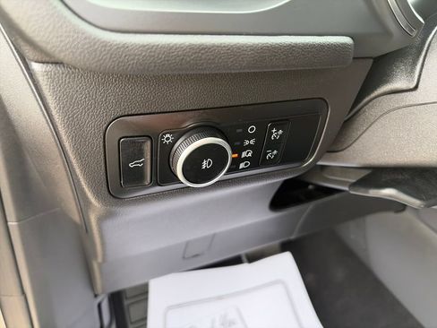 Used 2024 Ford Escape Platinum w/ Premium Technology Package AWD/4WD image 18