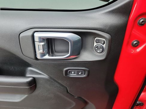 Used 2021 Jeep Gladiator Sport AWD/4WD image 22