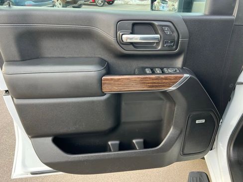 Used 2022 Chevrolet Silverado 2500 High Country image 16