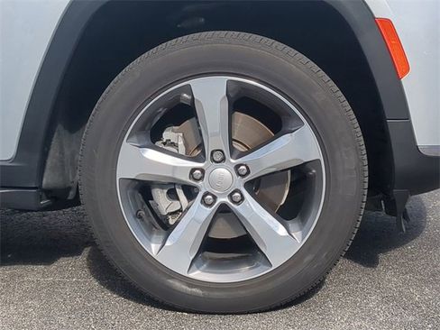 Used 2021 Jeep Grand Cherokee L Limited w/ Trailer Tow Group (B) image 12