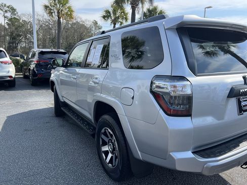 Used 2024 Toyota 4Runner TRD Off-Road Premium image 8