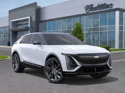 New 2026 Cadillac Lyriq Signature Sport RWD image 8