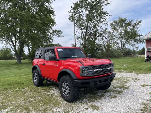 Used 2024 Ford Bronco Badlands AWD/4WD image 6