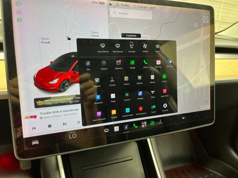 Used 2018 Tesla Model 3 Long Range AWD/4WD image 17