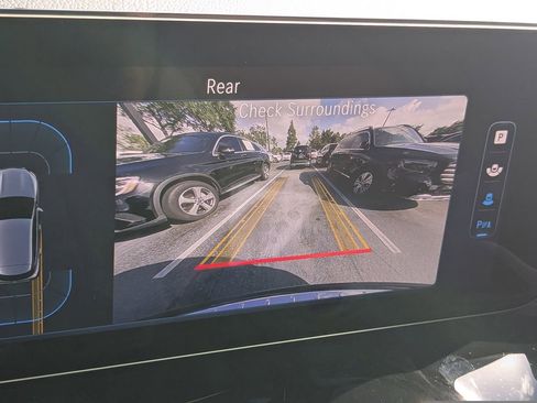 Used 2025 Mercedes-Benz GLA 250 GLA 250 image 8