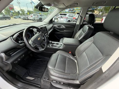 Used 2019 Chevrolet Traverse LT AWD/4WD image 9