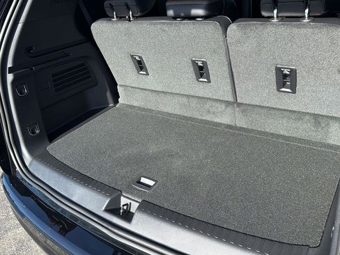 New 2026 GMC Acadia Denali Ultimate image 14