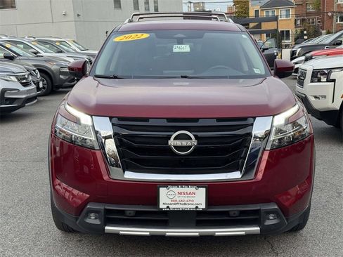 Used 2018 Toyota RAV4 XLE image 32