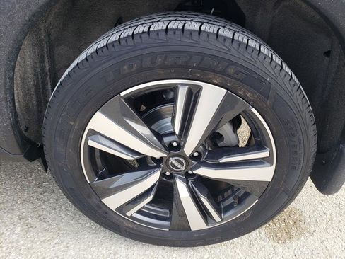 Used 2023 Nissan Rogue Platinum w/ Platinum Premium Package image 45