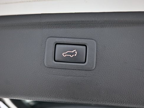 Used 2019 Subaru Outback 2.5i Premium AWD/4WD image 31