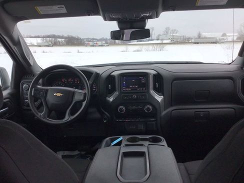 Used 2023 Chevrolet Silverado 1500 Custom image 18