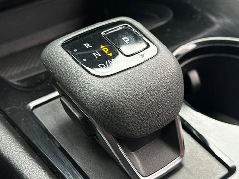 Used 2023 Nissan Rogue SV image 25