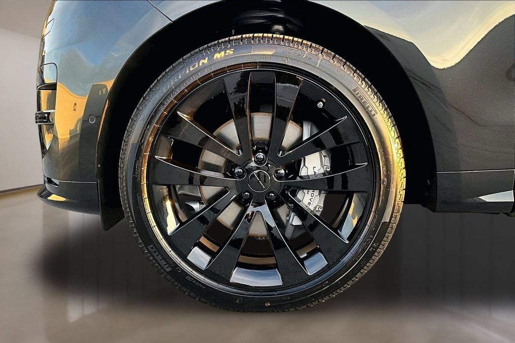 New 2026 Land Rover Range Rover Sport Dynamic SE AWD/4WD image 13