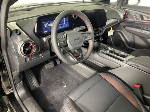 New 2026 Chevrolet Equinox EV RS image 3