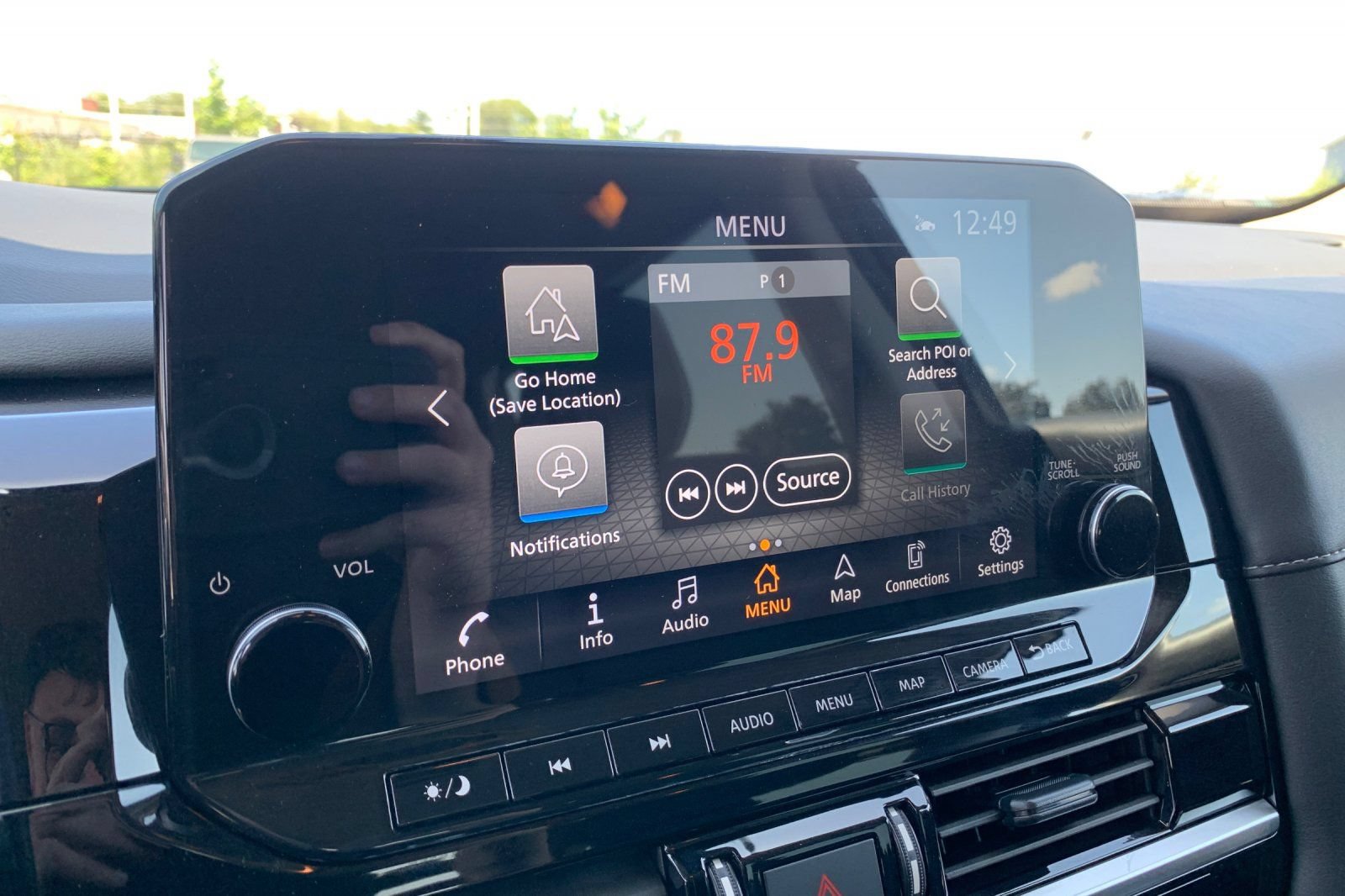 Used 2025 Nissan Pathfinder SL AWD/4WD image 24