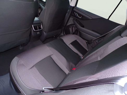 Certified 2025 Subaru Outback Premium image 9