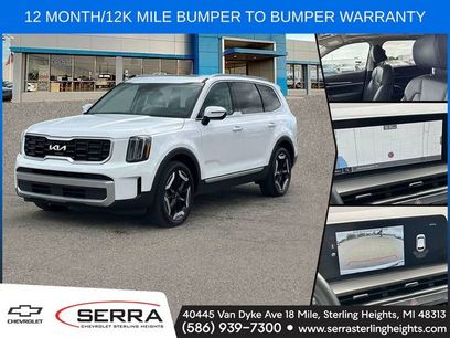 Used 2024 Kia Telluride S w/ S Sunroof Package