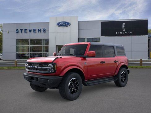 New 2026 Ford Bronco Outer Banks image 2