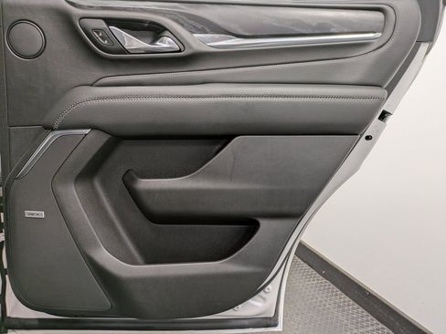 Used 2021 GMC Yukon Denali w/ Denali Premium Package image 24