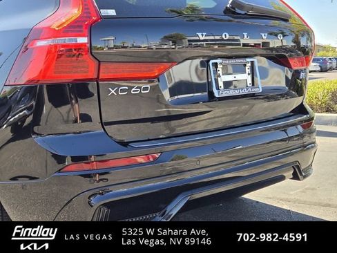 Used 2023 Volvo XC60 B5 Ultimate w/ Protection Package Premier FWD image 7