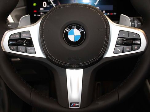 Used 2026 BMW X7 xDrive40i w/ M Sport Package image 22