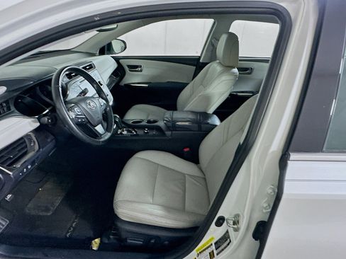 Used 2015 Toyota Avalon XLE Touring FWD image 13