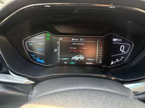 Used 2022 Kia Niro Touring Special Edition image 14