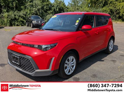 Used 2023 Kia Soul LX FWD image 7