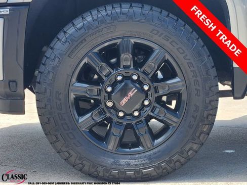 Used 2024 GMC Sierra 2500 AT4 w/ AT4 Premium Plus Package AWD/4WD image 10