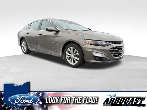 Used 2020 Chevrolet Malibu LT image 1