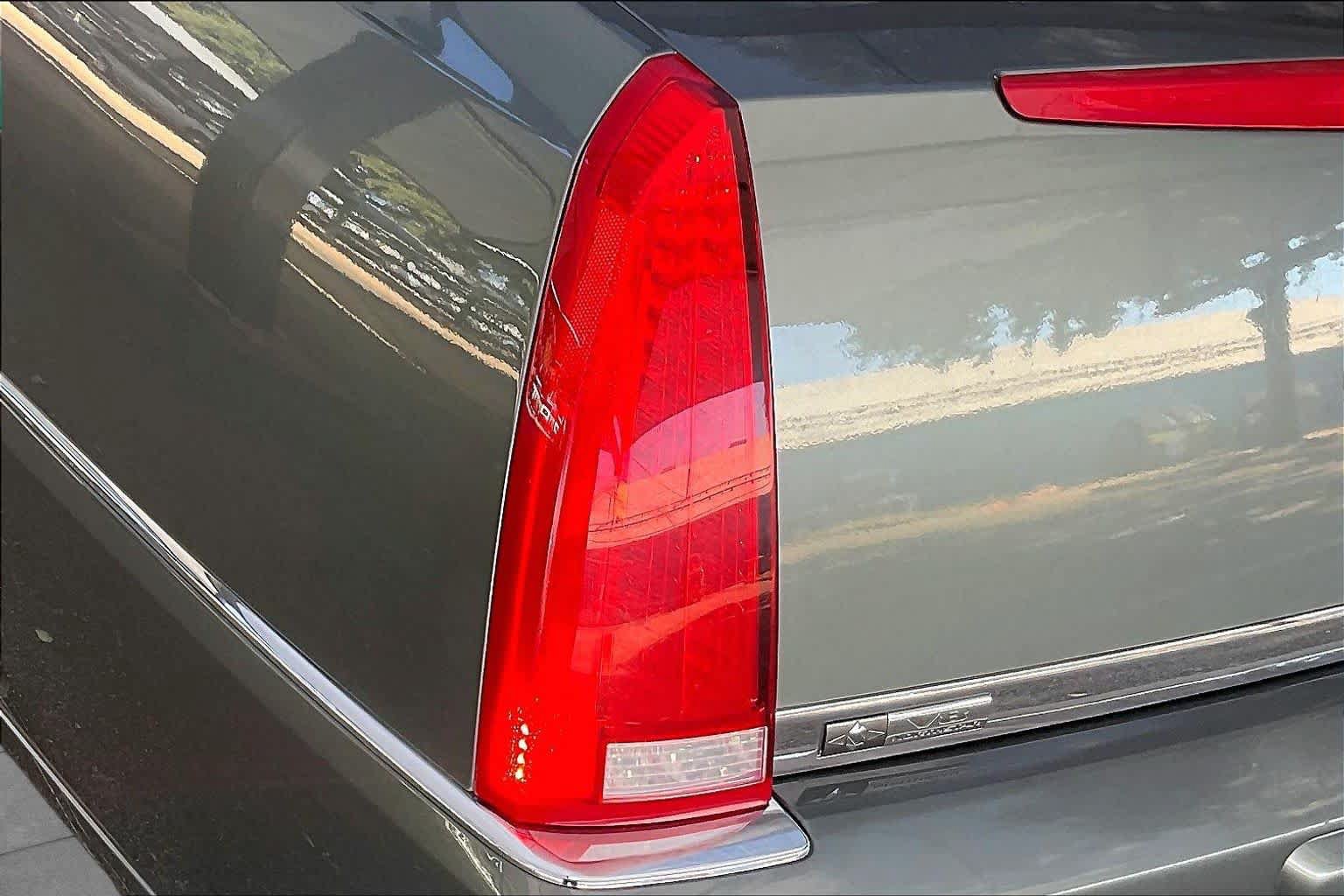 Used 2007 Cadillac DTS Luxury I FWD image 27