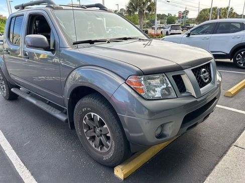Used 2020 Nissan Frontier PRO-4X w/ Pro-4x Utility Package AWD/4WD image 11
