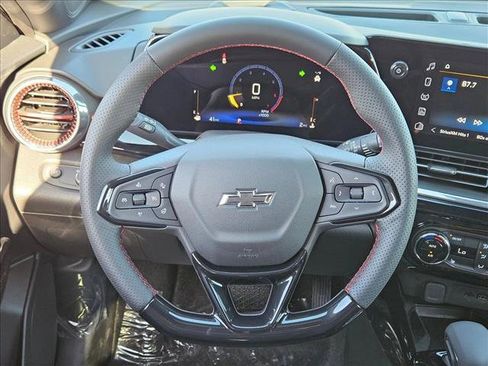 New 2026 Chevrolet Trax RS FWD image 12