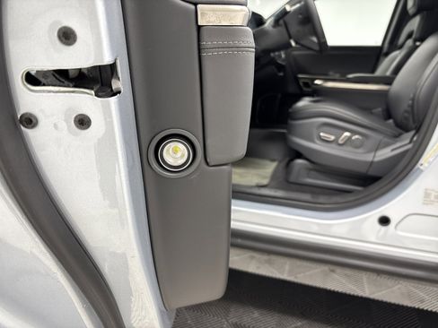 Used 2023 Rivian R1T Adventure image 30