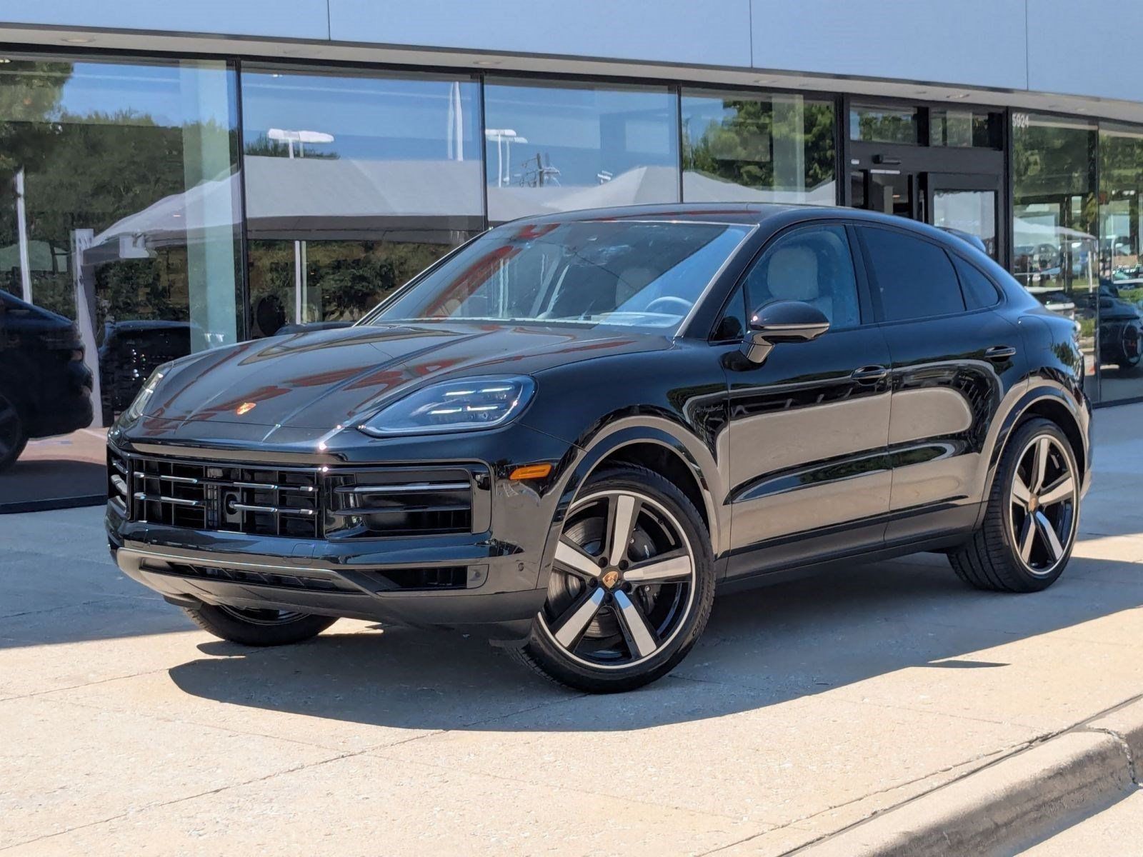 Certified 2026 Porsche Cayenne E-Hybrid Coupe AWD/4WD image 1
