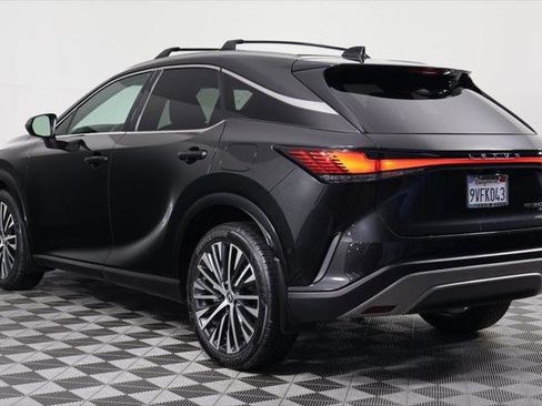 Certified 2025 Lexus RX 350 w/ Convenience Package AWD/4WD image 6