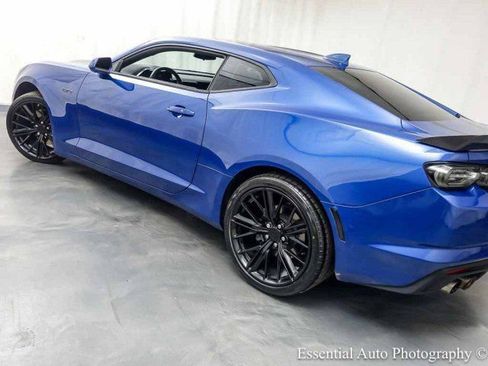 Used 2022 Chevrolet Camaro LT w/ RS Package RWD image 10