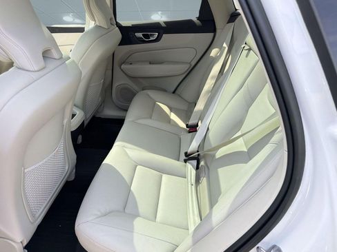 Certified 2023 Volvo XC60 B5 Plus w/ Climate Package image 14