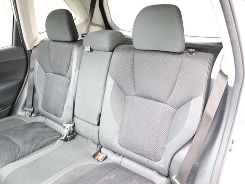 Used 2022 Subaru Forester Premium AWD/4WD image 45