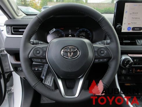 New 2025 Toyota RAV4 Limited image 12