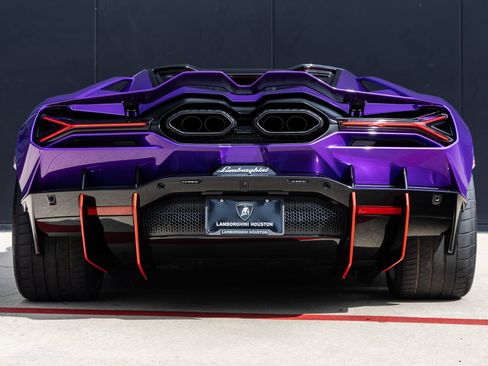 Used 2026 Lamborghini Revuelto AWD/4WD image 8